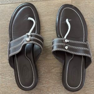Tod’s  Brown and white all Leather Tong Sandals Sz 9.5